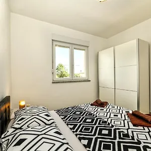  Apartament Apartment Una